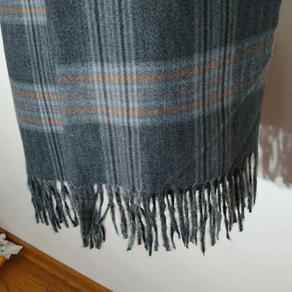 A new day plaid scarf. NEW 10X72